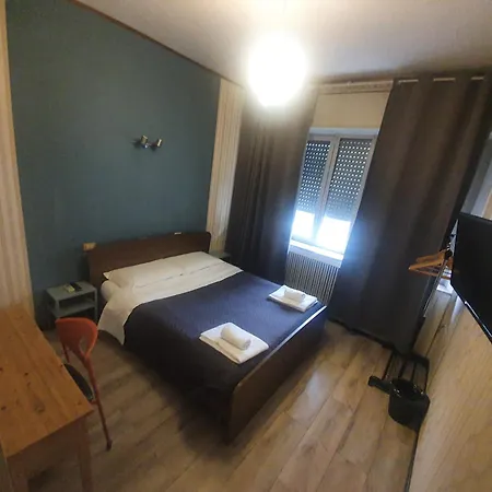 Sira House 2* ميلان