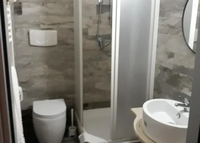 Sira House 3* Milano